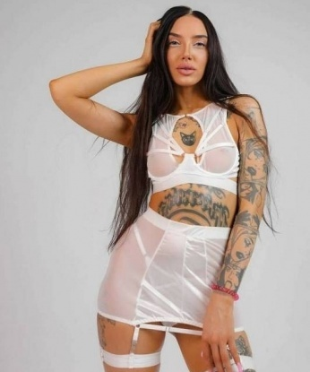 Проститутка Зина